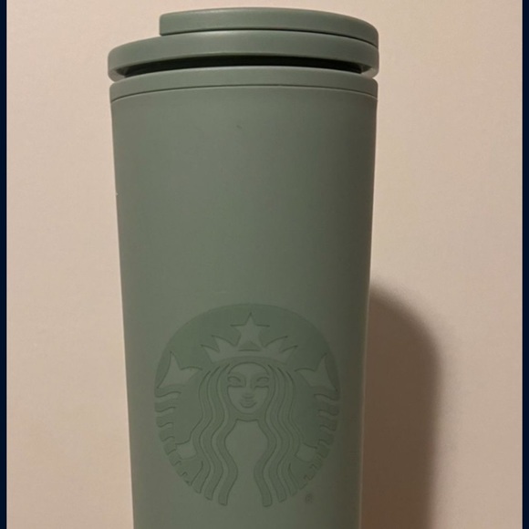 Starbucks cups - Picture 4 of 7